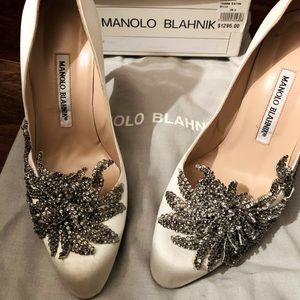 Manolo Blahnik Bella Swan wedding shoes
